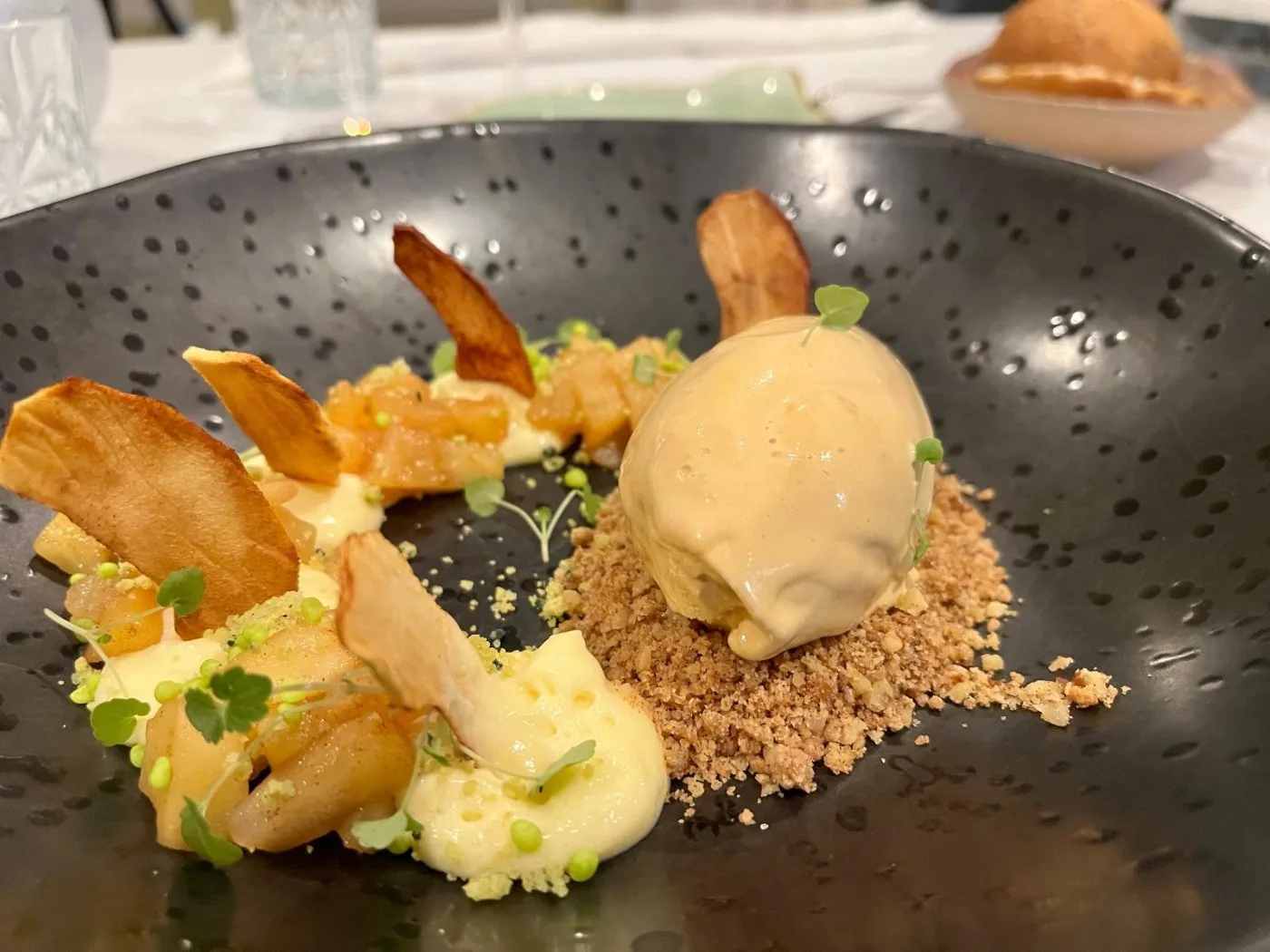 Voorbeeld van Witte chocolade, appel en kaneel