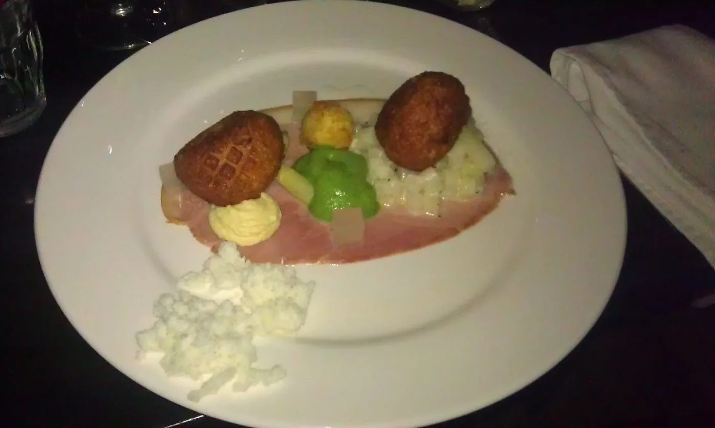 Voorbeeld van Asperge ham en ei a la