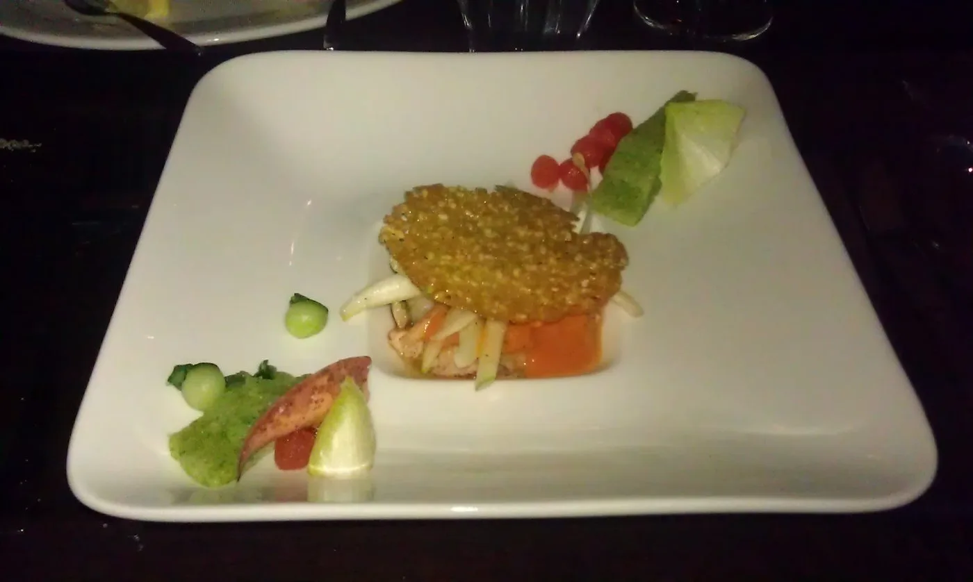 Voorbeeld van Kreeft met een gazpacho van tomaat en watermeloen